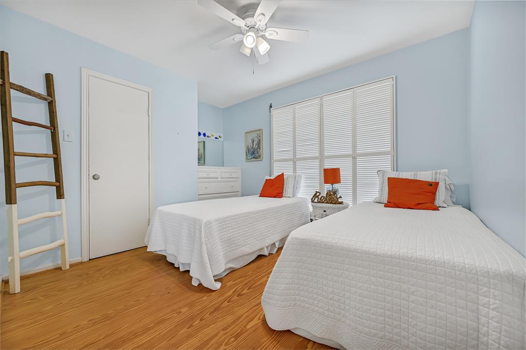 3404 Jolly Roger Circle Cir, Galveston, Texas image 11