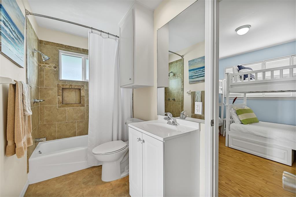 3404 Jolly Roger Circle Cir, Galveston, Texas image 16