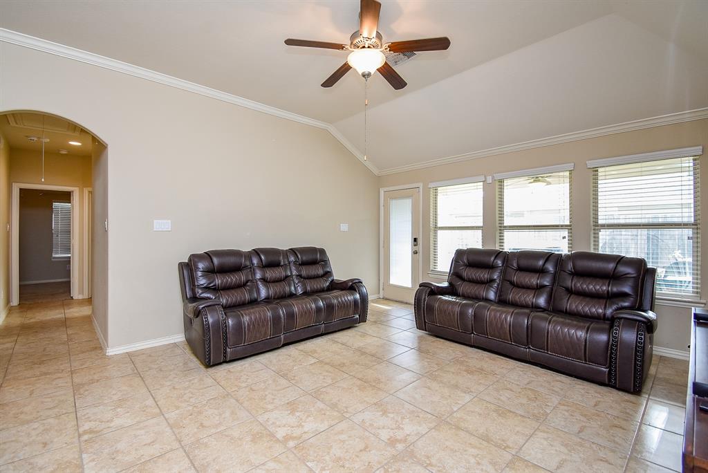 2439 Dark Elm Drive, Fresno, Texas image 17