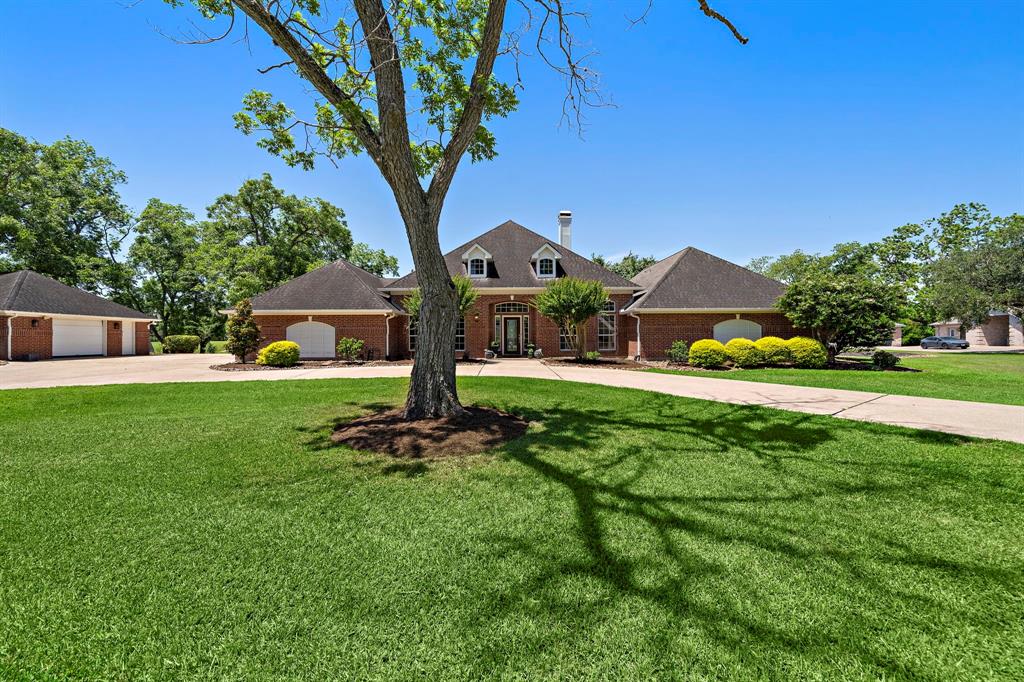 7611 Pecan Lake Circle
