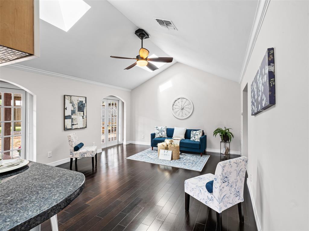 967 W Donovan Street, Houston, Texas image 1