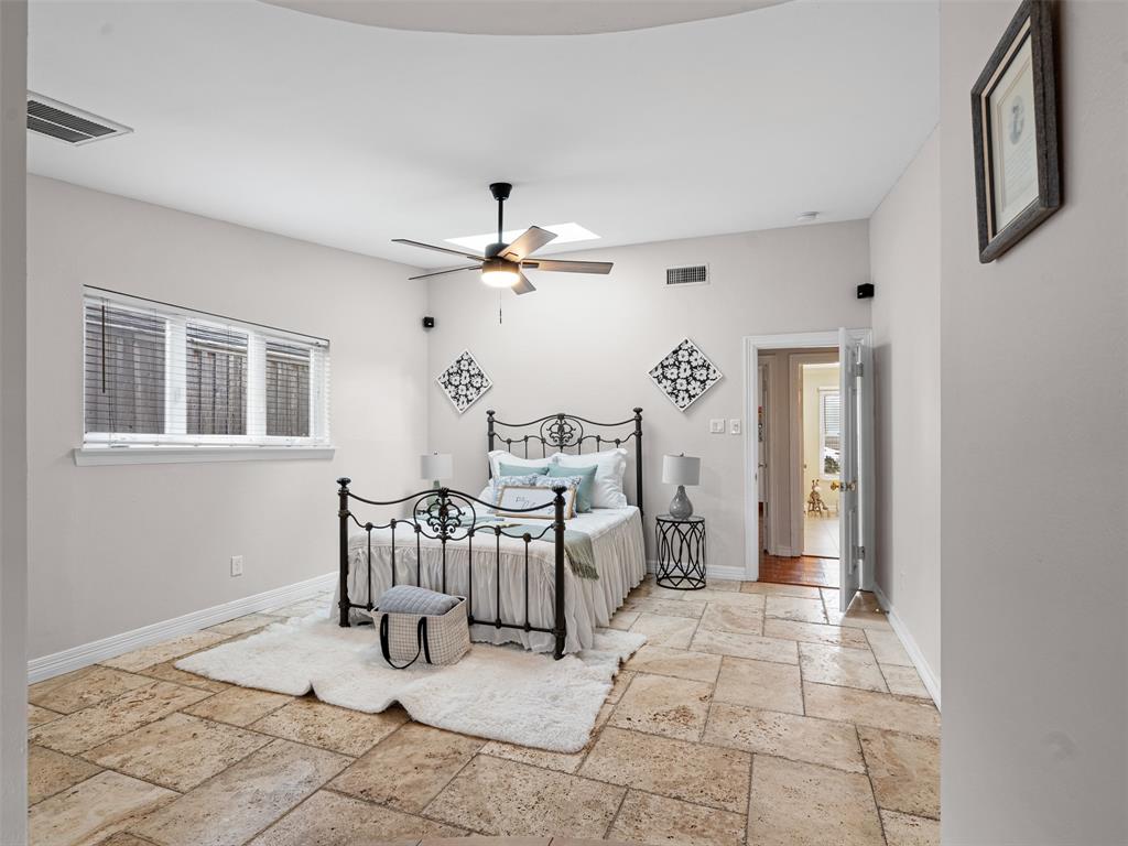 967 W Donovan Street, Houston, Texas image 15