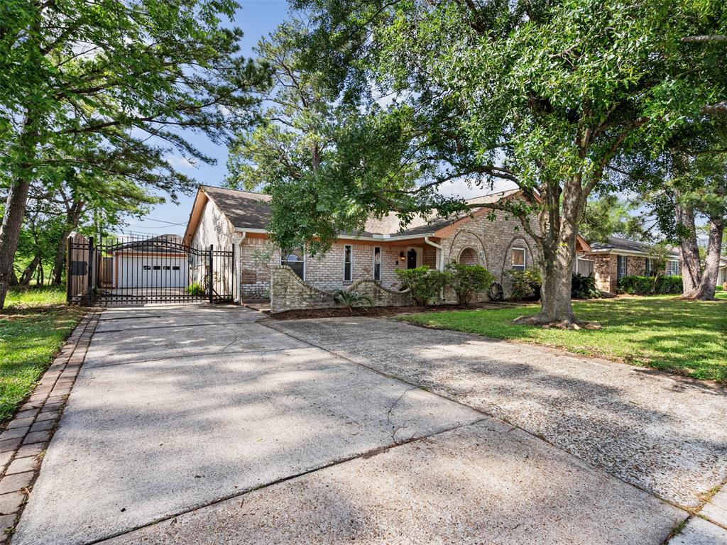 967 W Donovan Street, Houston, Texas image 24