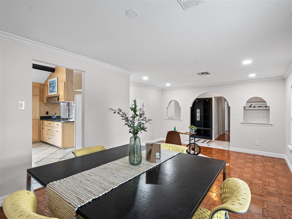 967 W Donovan Street, Houston, Texas image 5