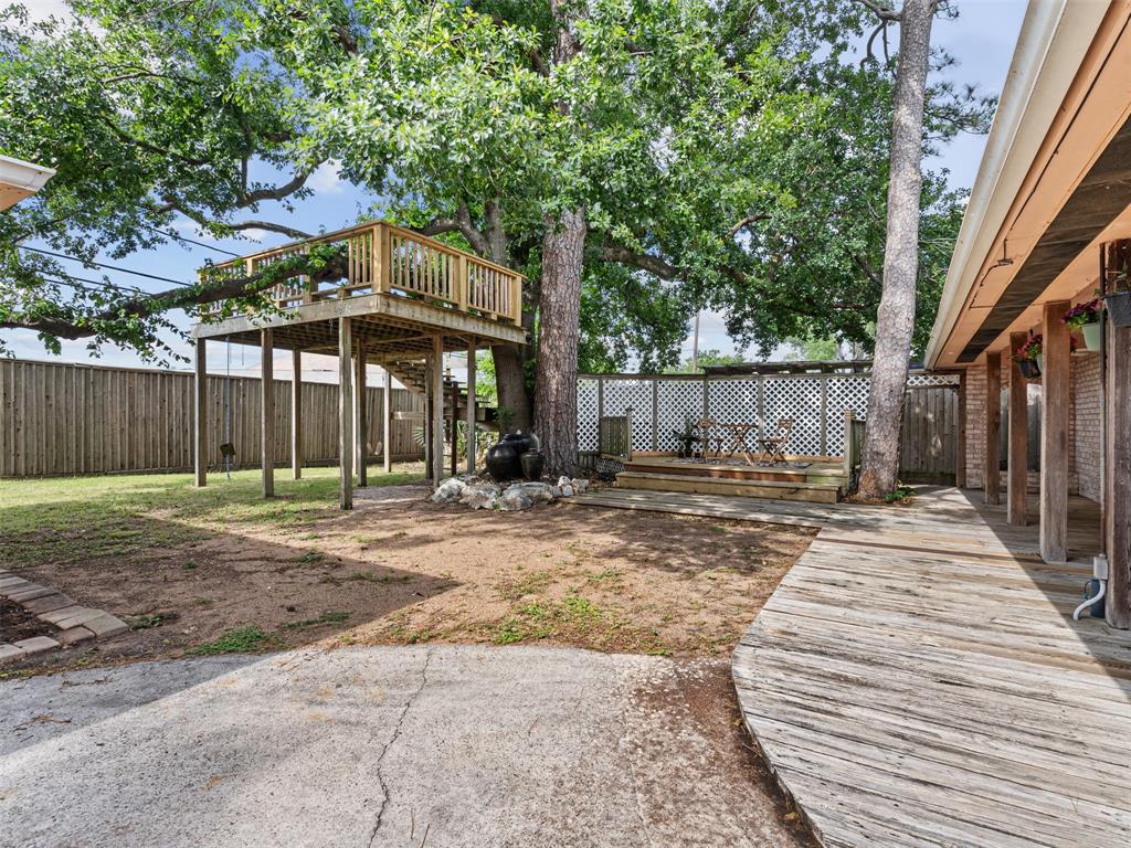 967 W Donovan Street, Houston, Texas image 28