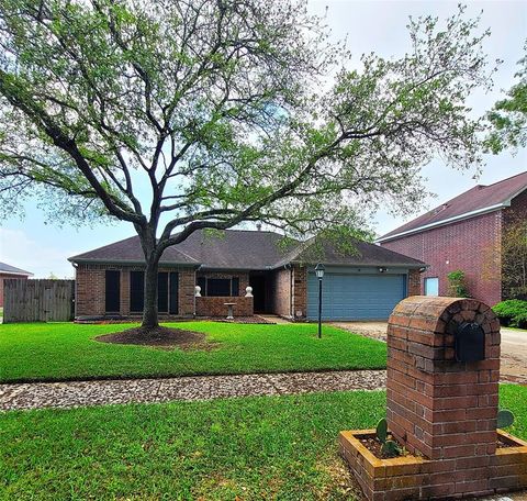 A home in Pearland