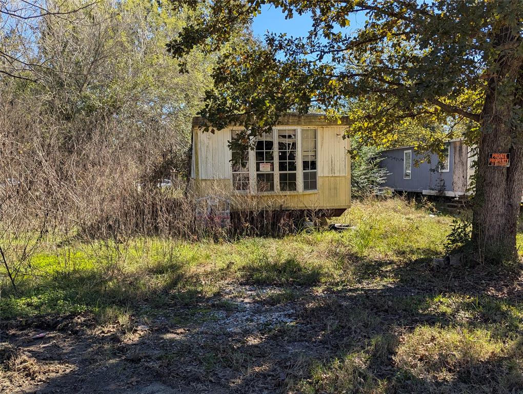 236 Robin Hood Drive, Livingston, Texas image 2