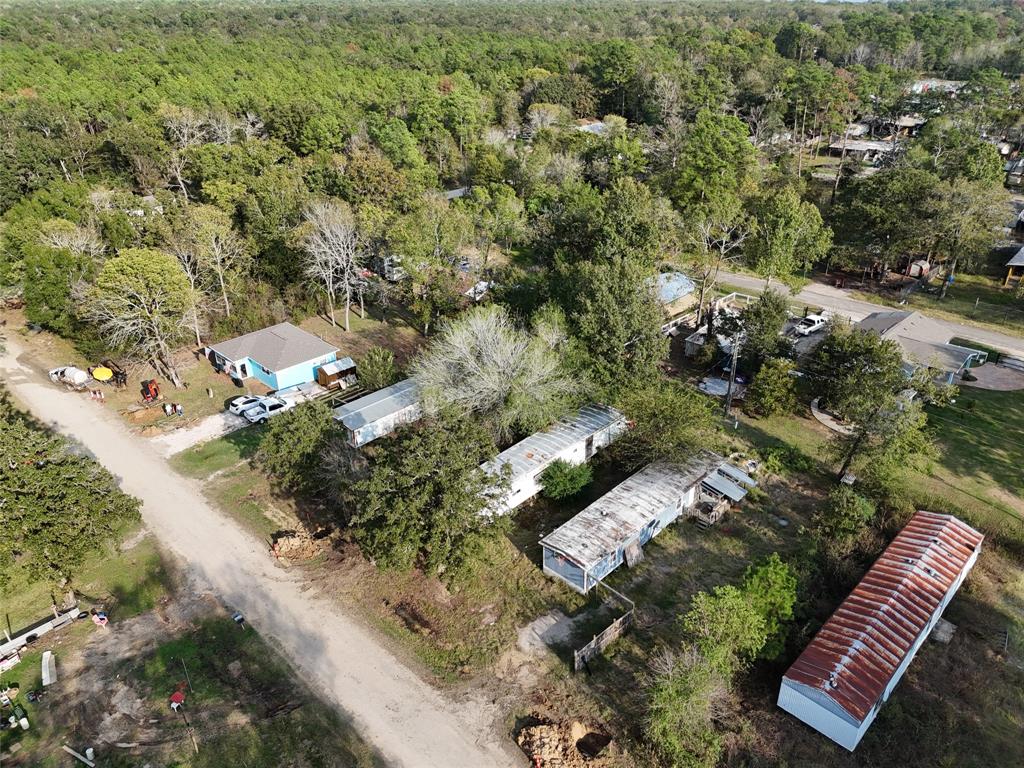 236 Robin Hood Drive, Livingston, Texas image 8