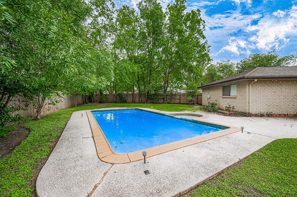 13506 Sherwood Street, Sugar Land, Texas image 5