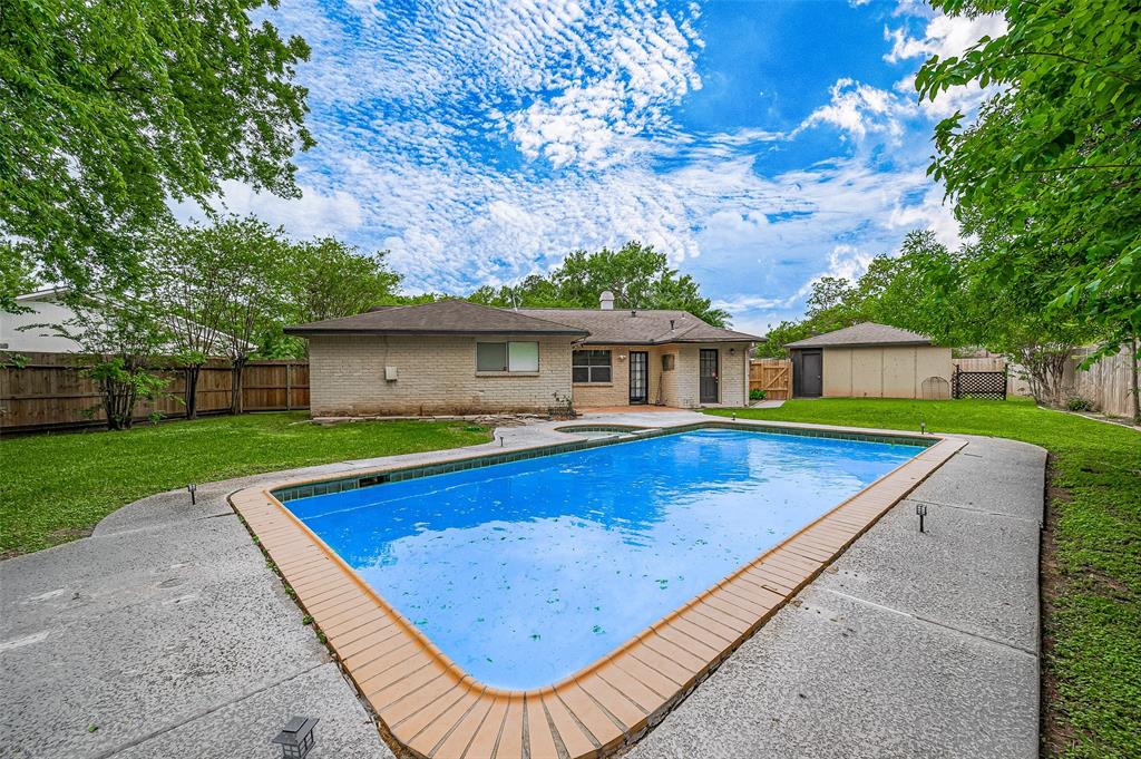 13506 Sherwood Street, Sugar Land, Texas image 1