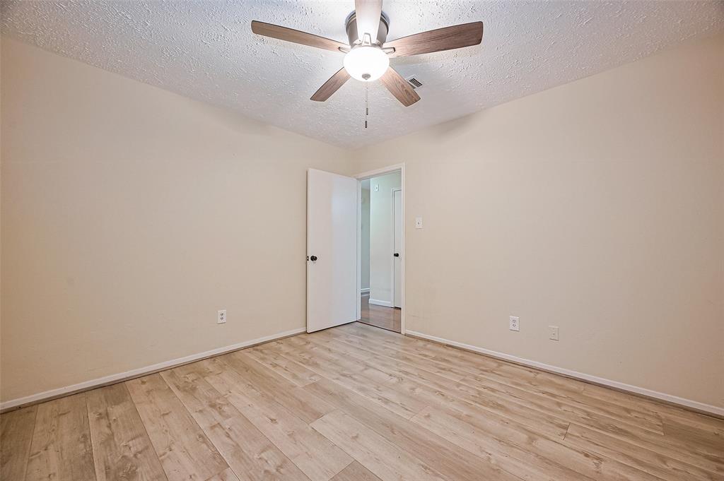 13506 Sherwood Street, Sugar Land, Texas image 37