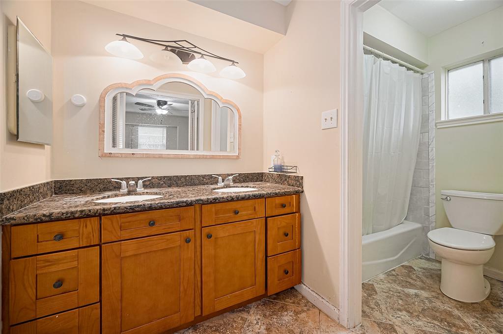13506 Sherwood Street, Sugar Land, Texas image 45