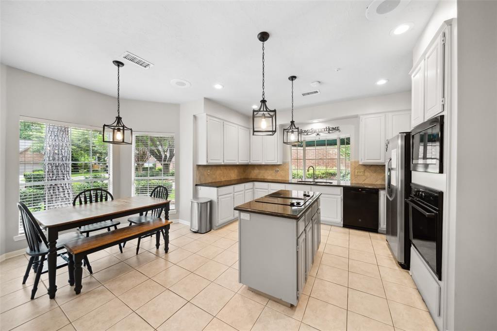 22 Poplar Hill Place