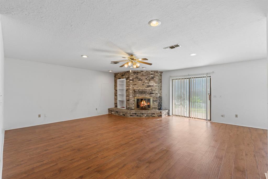 2413 38th Avenue, Texas City, Texas image 9