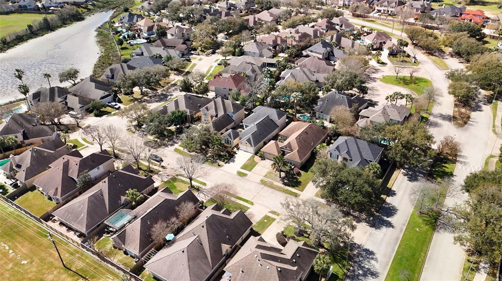 305 Lago Vista Street, Kemah, Texas image 40