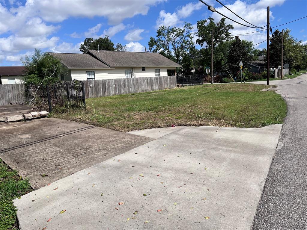 809 W Hedrick Street, Houston, Texas image 7