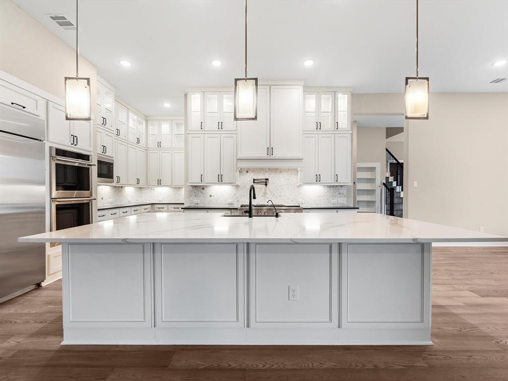 8533 Bois D'arc Lane