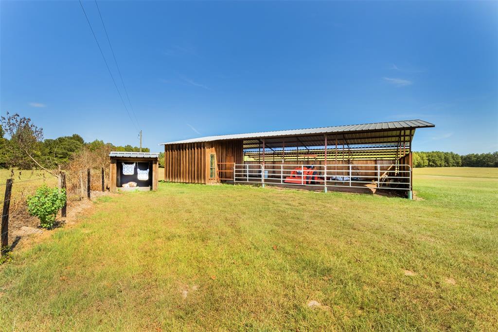 508 Hubert Cryer Road, Zavalla, Texas image 48