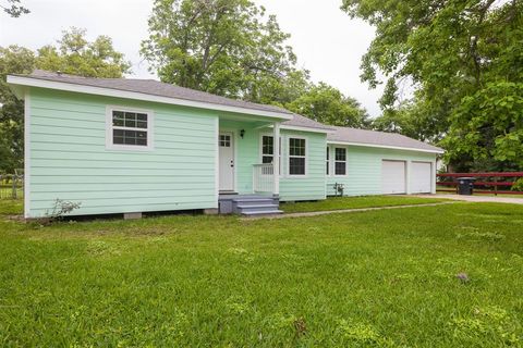 A home in Alvin