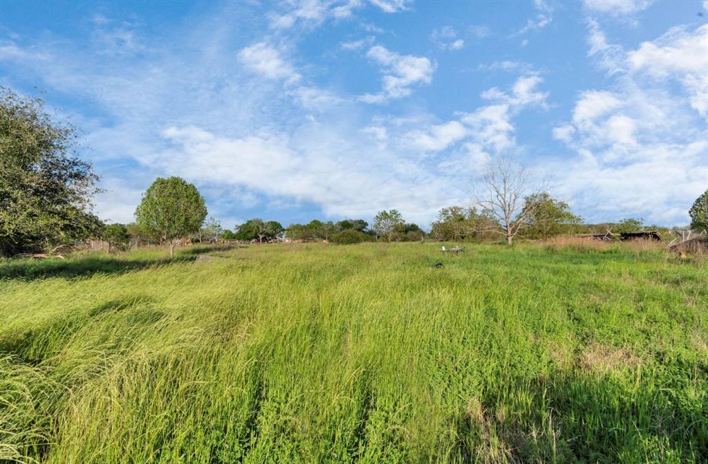 651 Gebhardt Rd, Sealy, Texas image 7