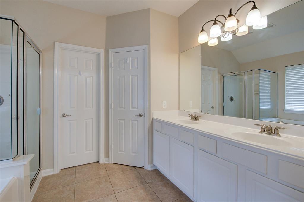 23 S Burberry Park Circle, The Woodlands, Texas image 19