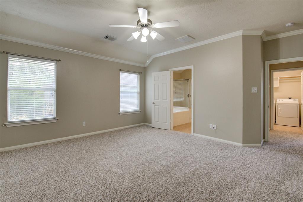23 S Burberry Park Circle, The Woodlands, Texas image 17