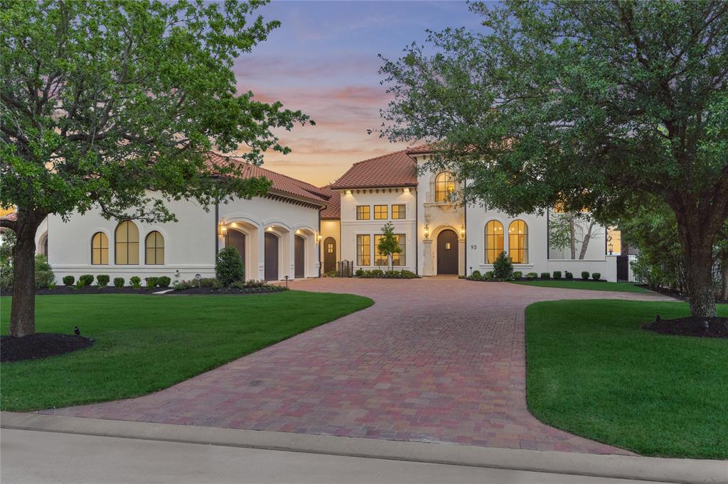 93 Benthaven Isle, Montgomery, Texas image 1