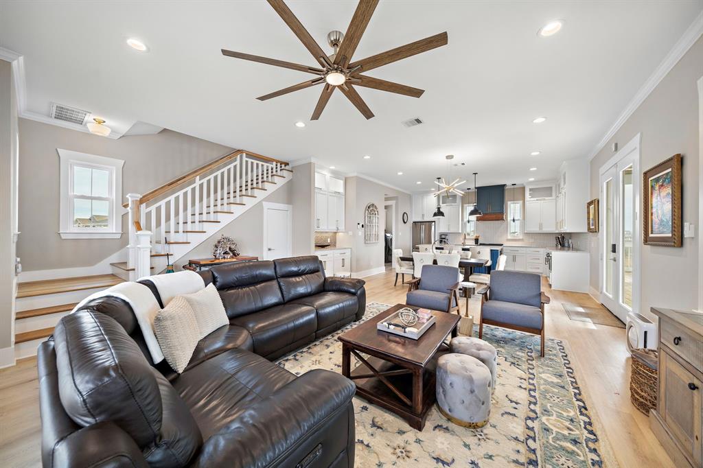 4014 Miramar Court, Galveston, Texas image 7