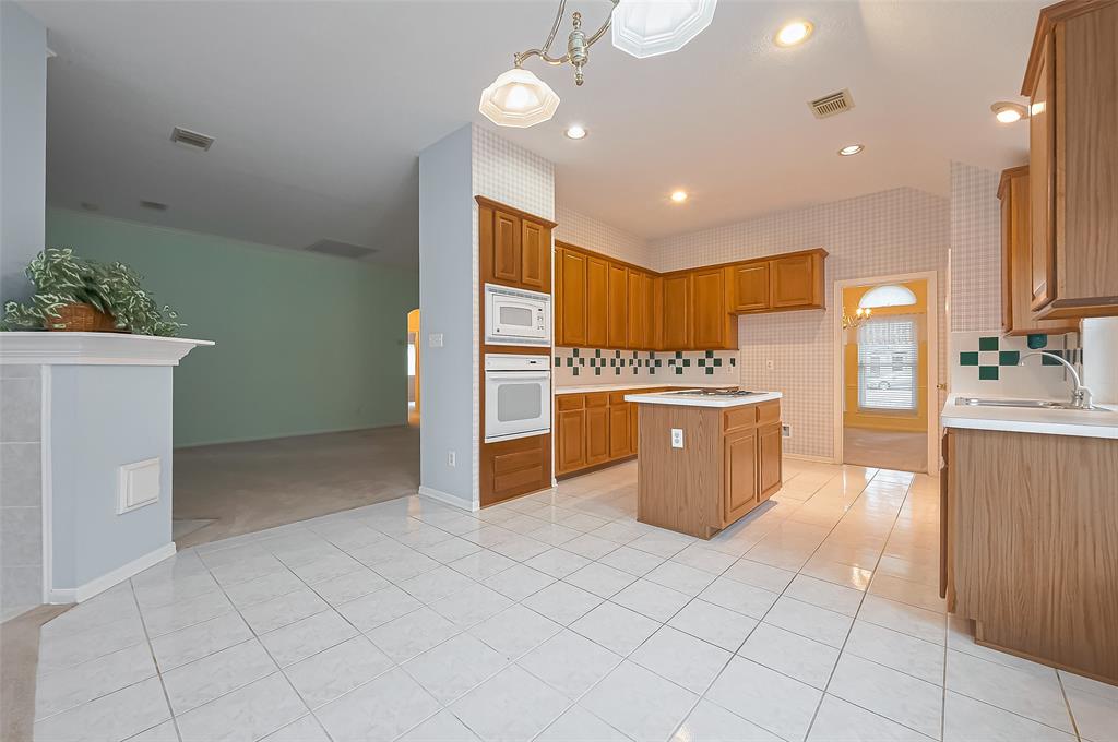 4611 Rainbow Valley Court, Missouri City, Texas image 18