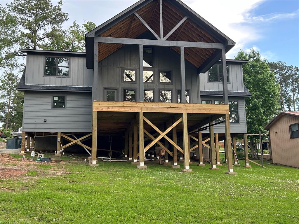 422 Beechwood Loop, Hemphill, Texas image 1