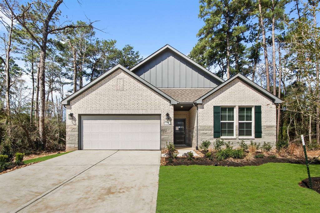 235 Garden Rose Trail, Conroe, Texas image 1