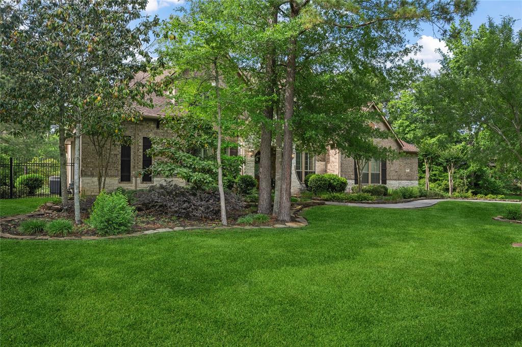 10031 Estes Hill Lane, Conroe, Texas image 2