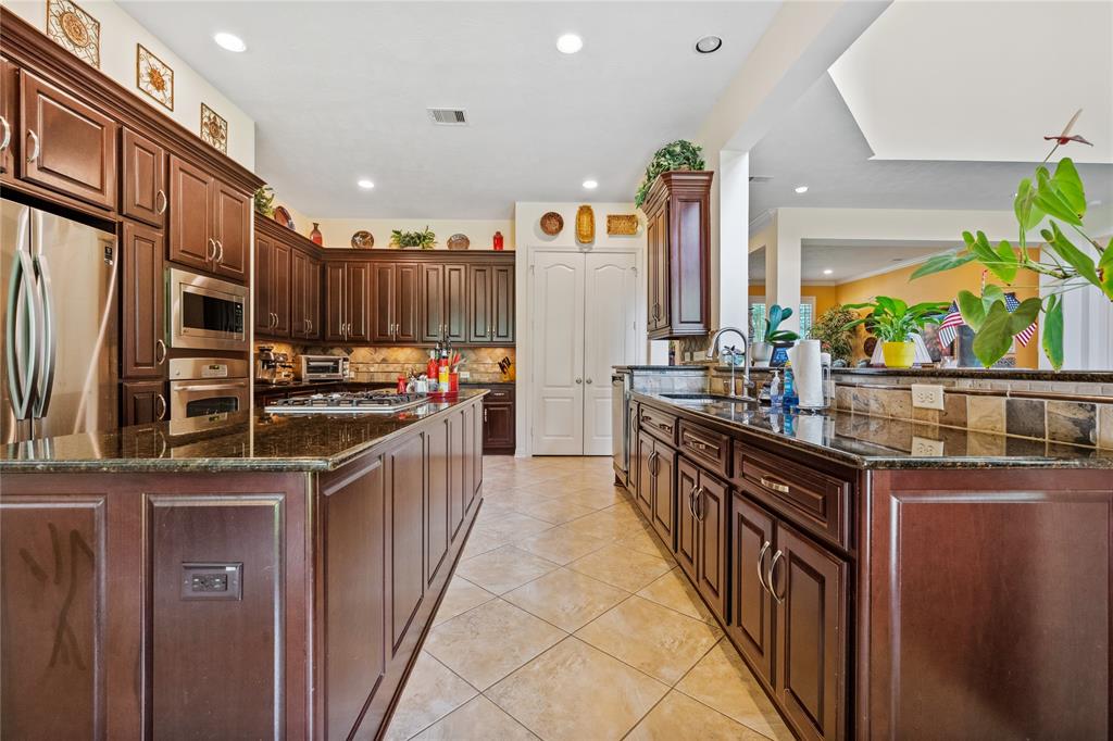 10031 Estes Hill Lane, Conroe, Texas image 15