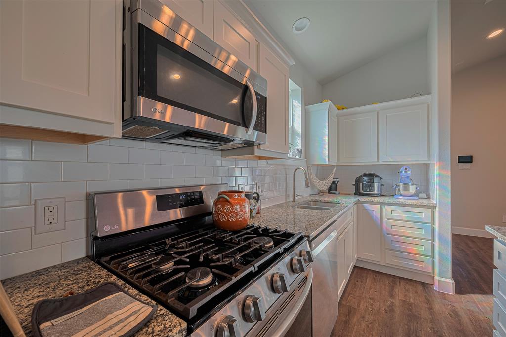 6418 Gresham Street, Wallis, Texas image 11