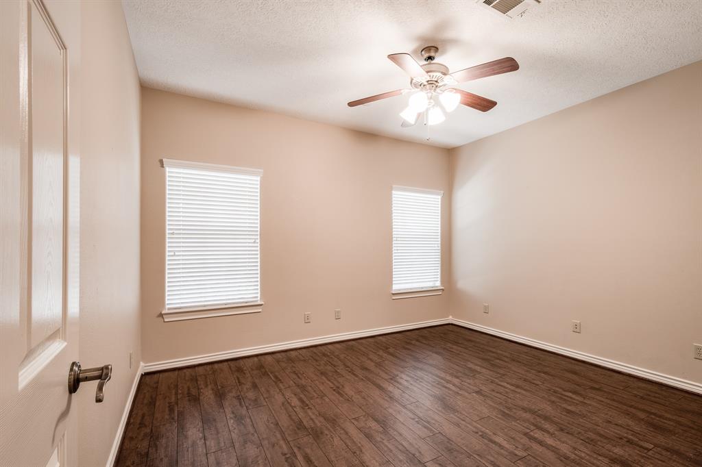 5019 Majestic Drive, Baytown, Texas image 33