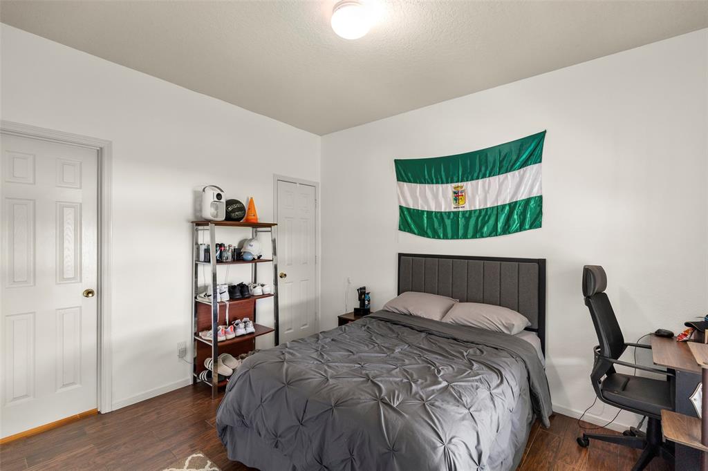 19527 Hardwood Ridge Trail, Cypress, Texas image 33