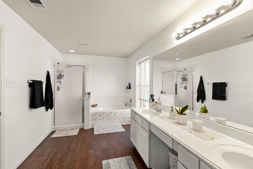 19527 Hardwood Ridge Trail, Cypress, Texas image 28