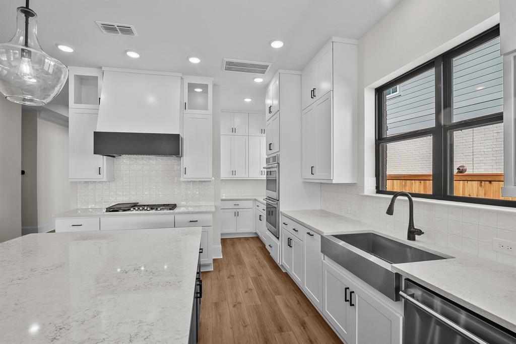 21931 Glasswing Drive, Cypress, Texas image 32