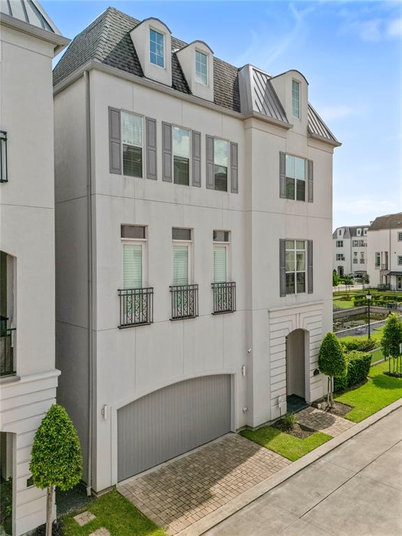 Houston, Texas 77043, United States, 4 Bedrooms Bedrooms, ,5 BathroomsBathrooms,Residential,Active,189011