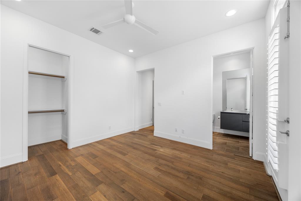 Houston, Texas 77043, United States, 4 Bedrooms Bedrooms, ,5 BathroomsBathrooms,Residential,Active,189011