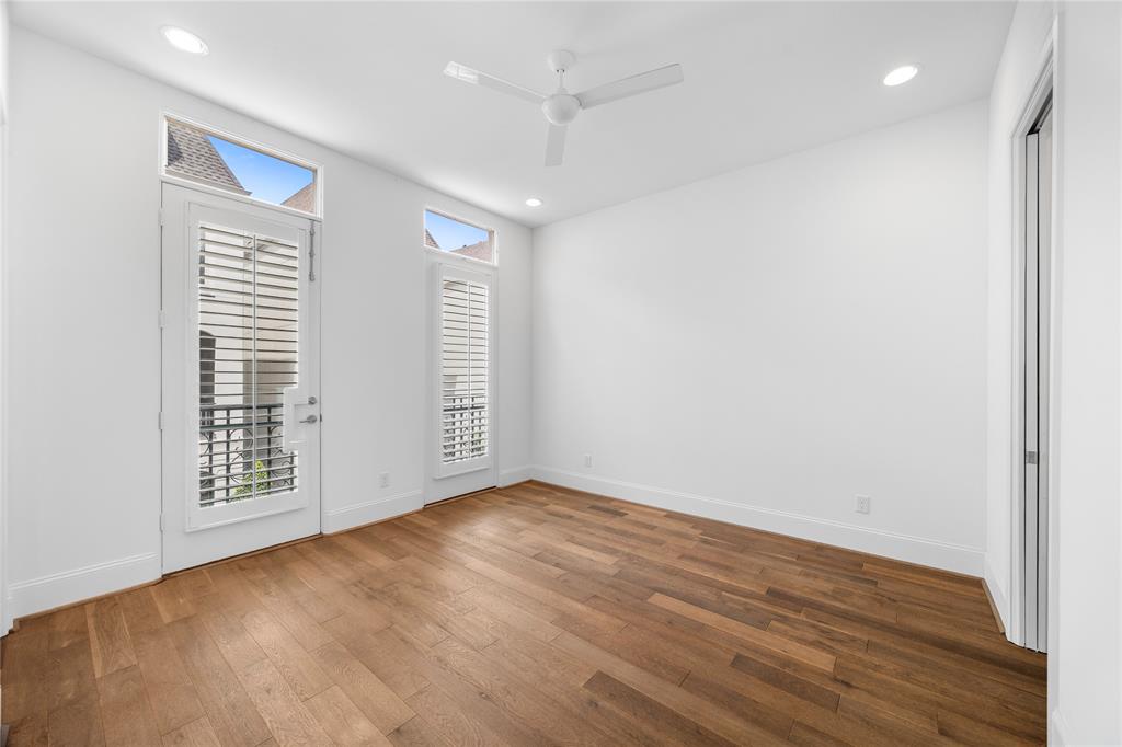 Houston, Texas 77043, United States, 4 Bedrooms Bedrooms, ,5 BathroomsBathrooms,Residential,Active,189011