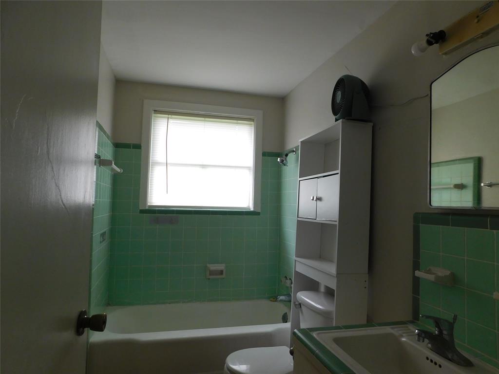 409 Doris Street, El Campo, Texas image 17