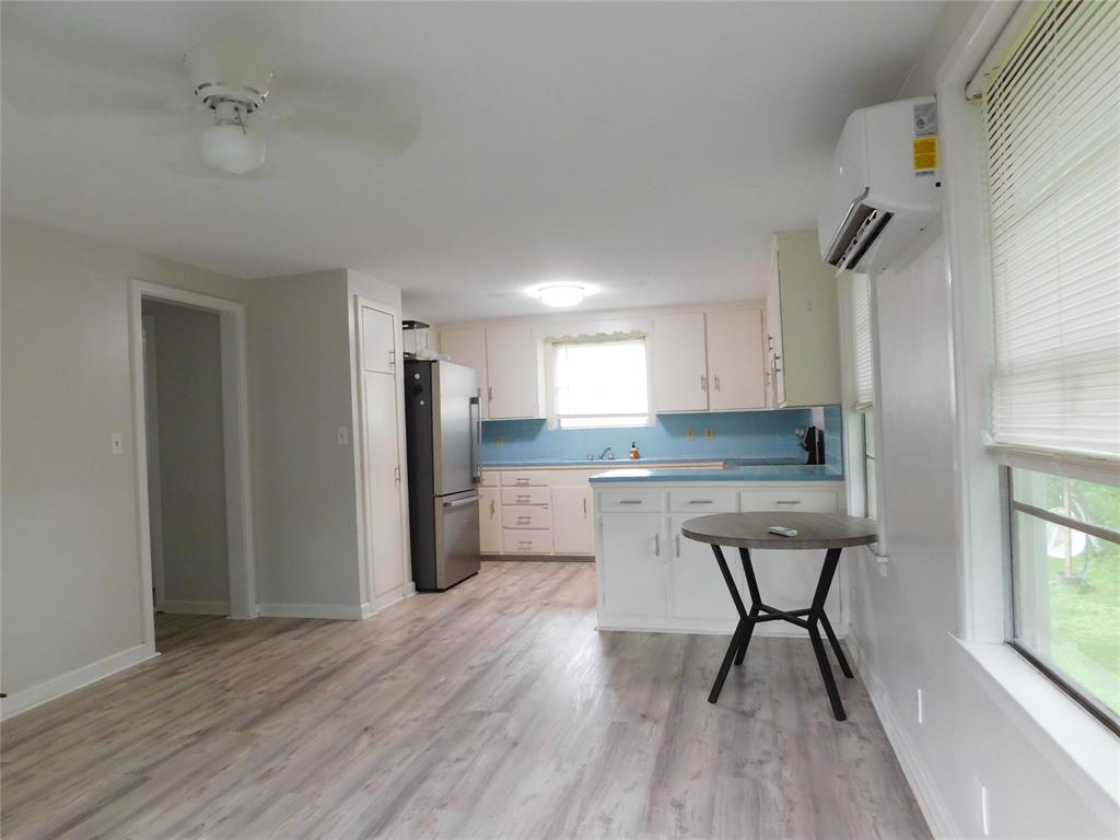 409 Doris Street, El Campo, Texas image 3