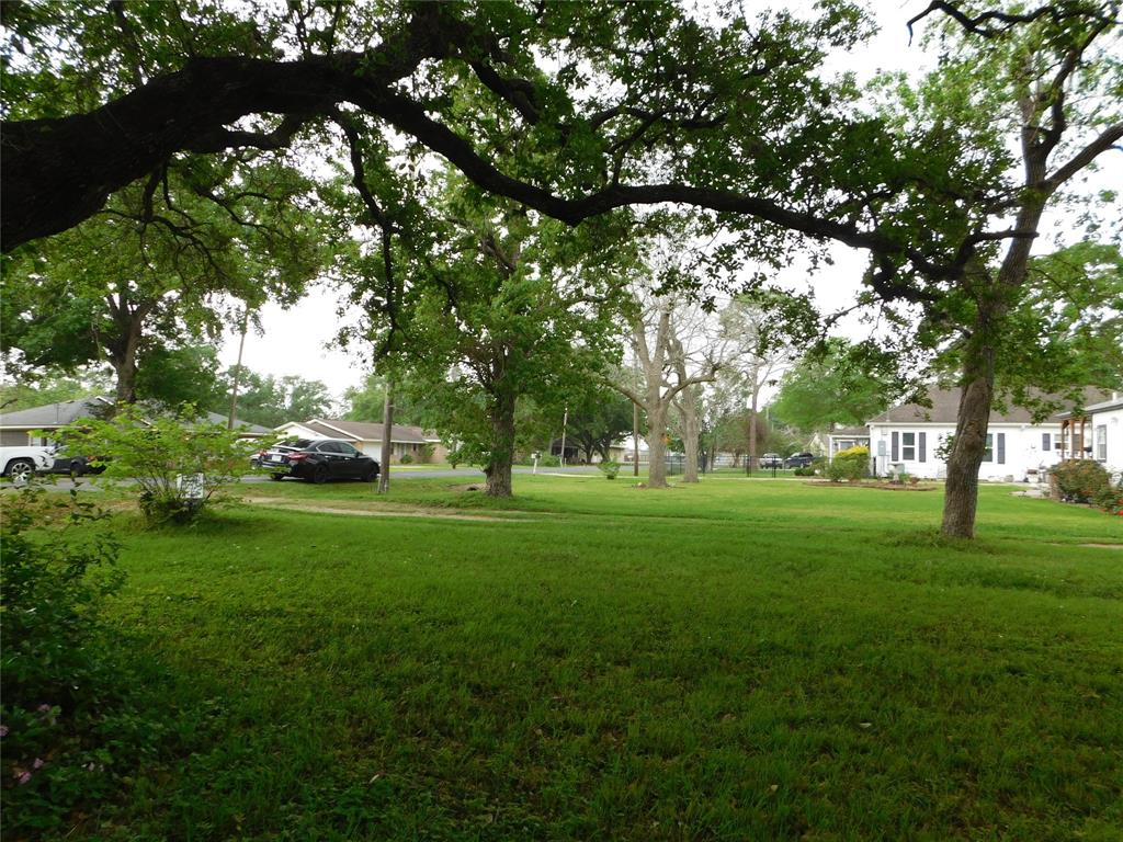 409 Doris Street, El Campo, Texas image 24
