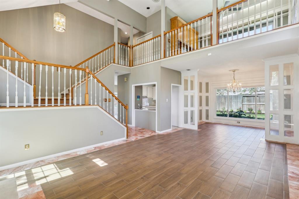 4342 Crow Valley Drive, Missouri City, Texas image 9