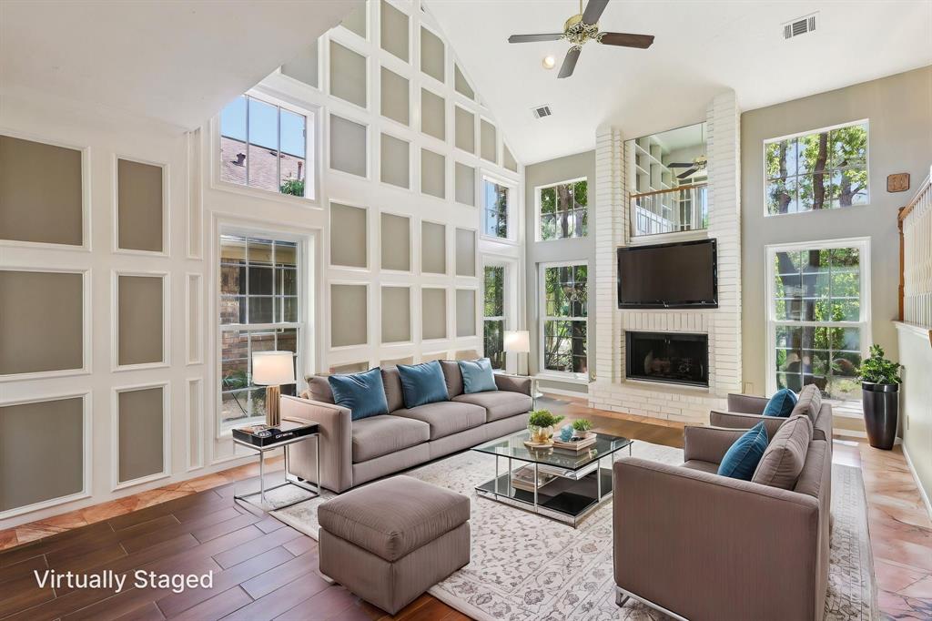 4342 Crow Valley Drive, Missouri City, Texas image 1