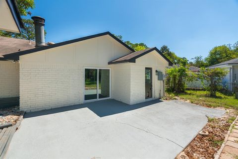 A home in New Caney