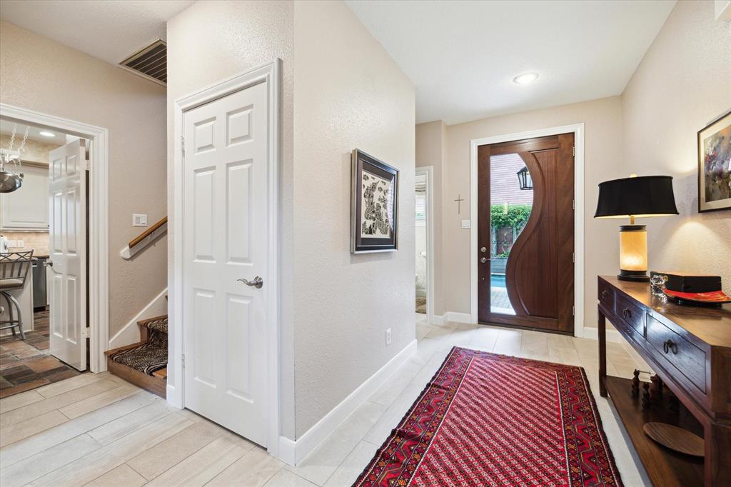2214 Nantucket Drive #E, Houston, Texas image 5