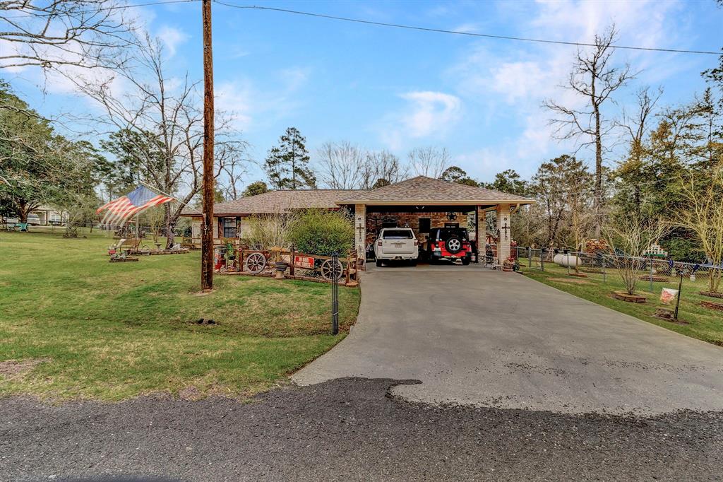 131 Holly Throw Circle, Livingston, Texas image 6