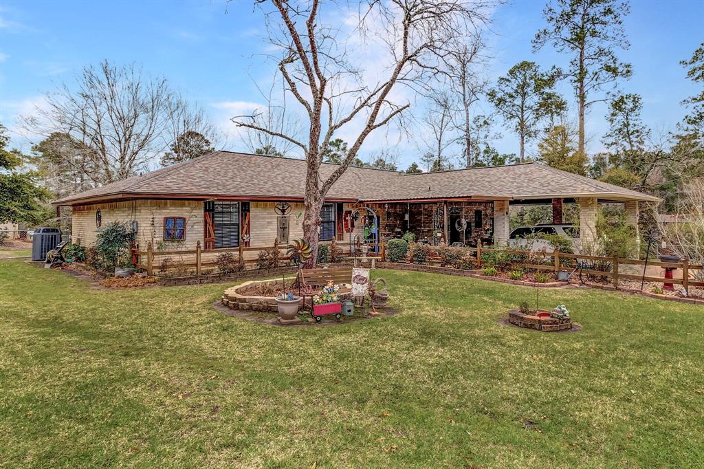 131 Holly Throw Circle, Livingston, Texas image 3